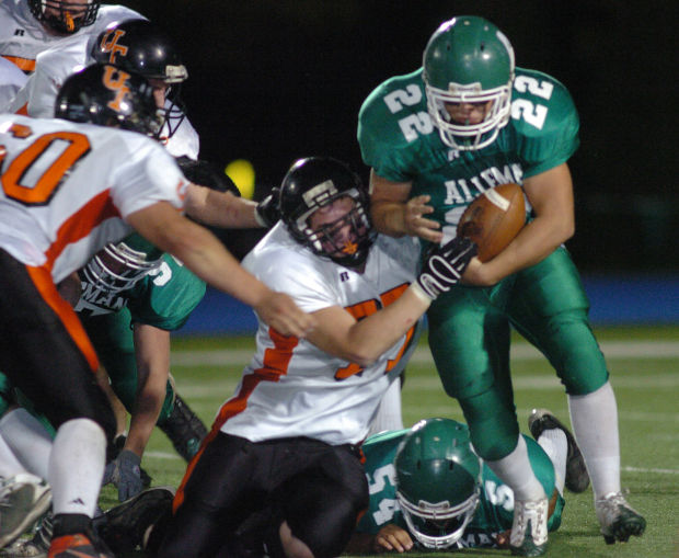 Pioneers wear down Panthers